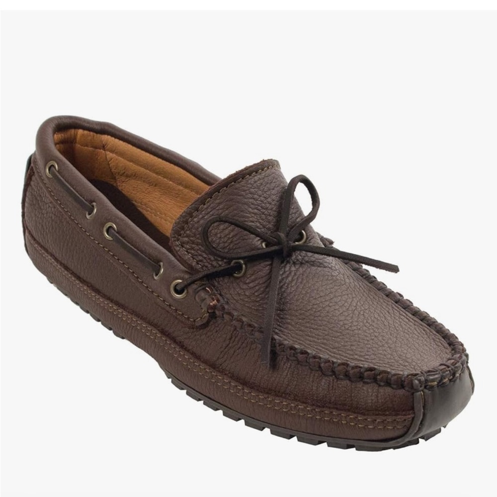 Men's Minnetonka Moosehide Weekender Loafers in Chocolate Size 10
